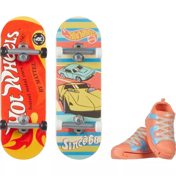 NEW Hot Wheels Skate Retro Fingerboard + Shoe Set - 4pk Each LOT OF 4 - Picture 1 of 10